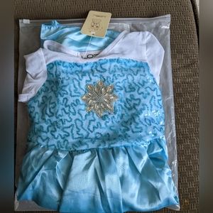 Elsa costume size 4